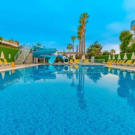 Hotel De Mare Family 3*