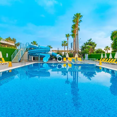 Hotel De Mare Family