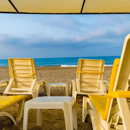 De Mare Family Hotel