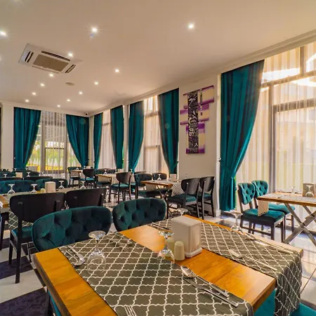 Hotel De Mare Family 3*