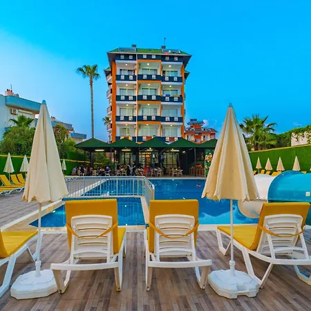De Mare Family Hotel 3*
