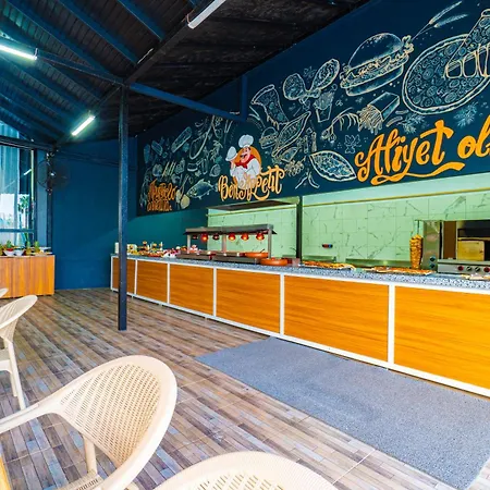 De Mare Family Hotel 3*