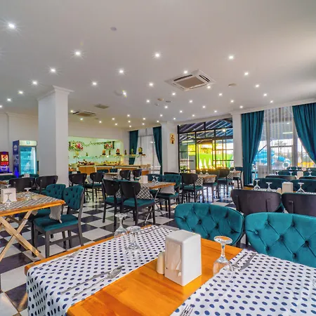 De Mare Family 3* Konaklı