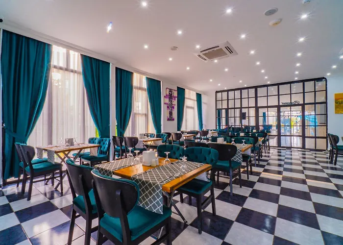 De Mare Family Hotell Konaklı