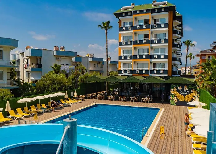 De Mare Family Hotell 3*