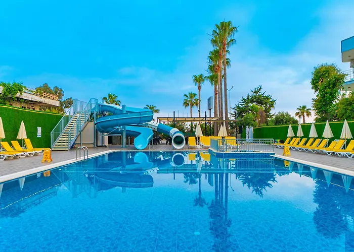 Hotell De Mare Family Konaklı