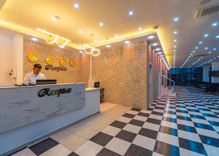 De Mare Family Hotell 3*